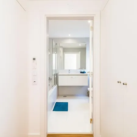וילה Family 3 Bedrooms Private Rooftop With Pool אלבופיירה