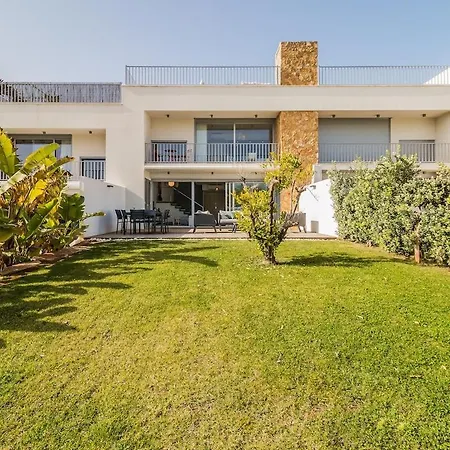 Family 3 Bedrooms Private Rooftop With Pool * אלבופיירה