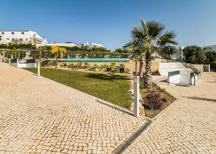 Family 3 Bedrooms Private Rooftop With Pool Villa Albufeira