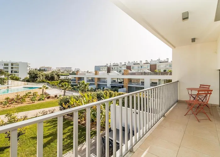 Family 3 Bedrooms Private Rooftop With Pool Albufeira