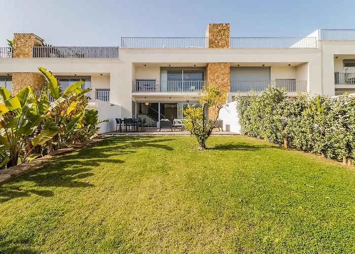 Family 3 Bedrooms Private Rooftop With Pool * Albufeira